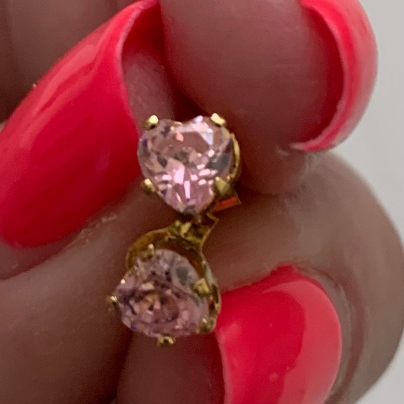 Artisan Other - VINTAGE Heart-Shaped Pink Quartz Gem Stone Stud Earrings in Gold approx 1/4”